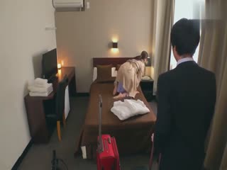 社内研习住同房NTR 阴沉处男与高傲绝伦女主管起化学反应般贪求肉体中出3日间 初川南