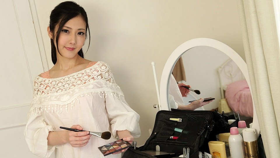 1pon 042819_840 大沢ひなの 美人メイクアップアーティスト