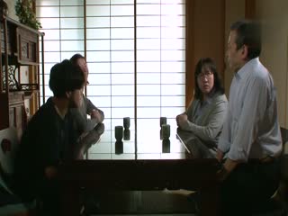 访乡探亲三日间、与成为人妻的叔母忘我爱合记录。加藤椿