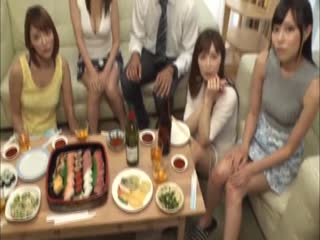 亲戚のお姉さんがこっそり诱惑してくるから子作り