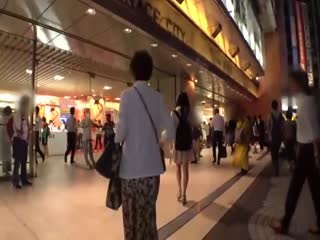 爆乳I罩杯的美少女 被骗进酒店中出