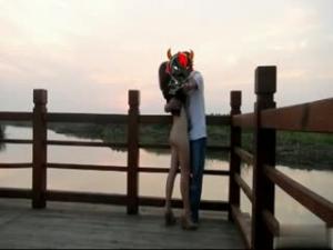 夫妻蜜月旅行按摩房、風景區和游泳池都是我們性愛擂台.