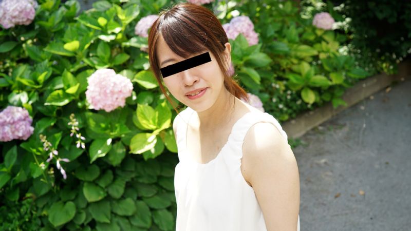狂插山田萌高潮淫穴，番号10musume_041824_01