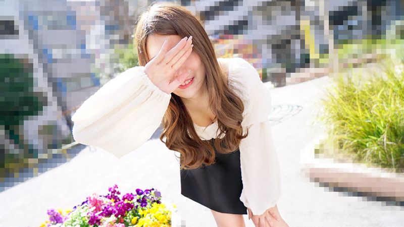 极品身材！欲求不满的撒娇素人美眉山岸瑠奈真空上阵 10musume_110723_01湿身诱惑